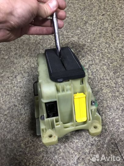 Мерседес 204 селектор передач