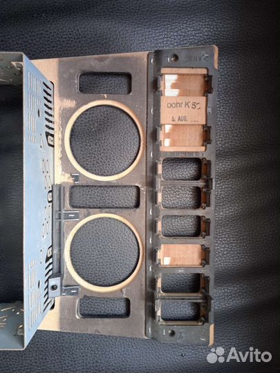 Рамка магнитолы Mercedes Benz W202