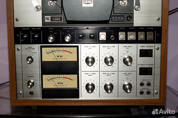 Hi-End катушечный магнитофон Akai GX-400D Pro