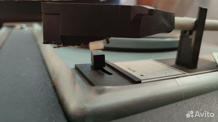 Проигрыватель винила СССР