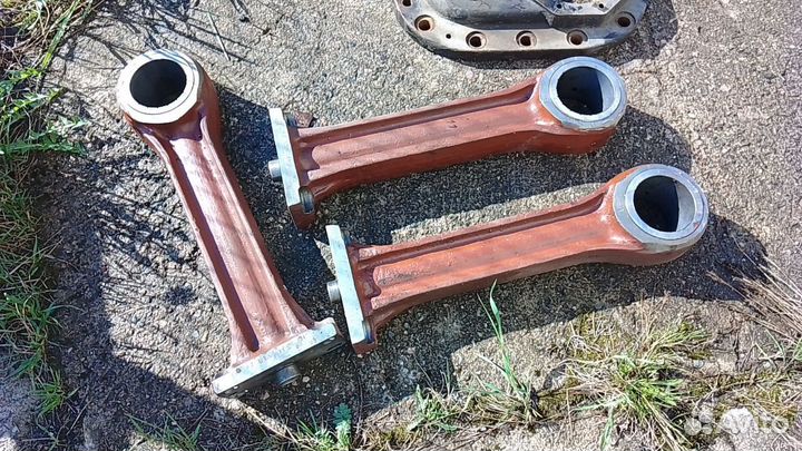 Верхняя часть шатуна Русский дизель