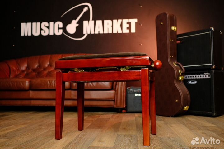 Банкетка для пианино