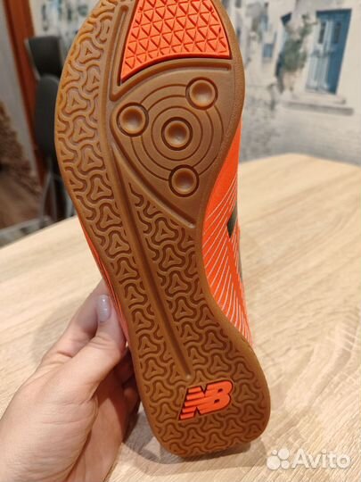 Бутсы new balance