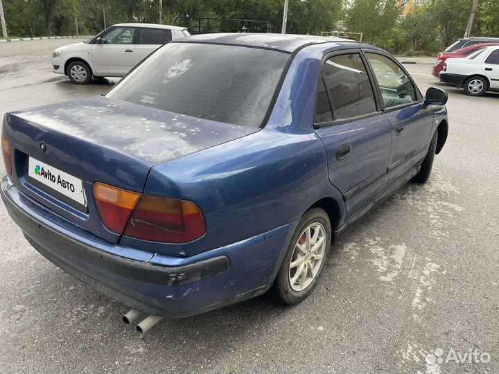 Mitsubishi Carisma 1.8 МТ, 1998, 320 000 км