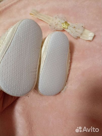 Пинетки и повязка на голову