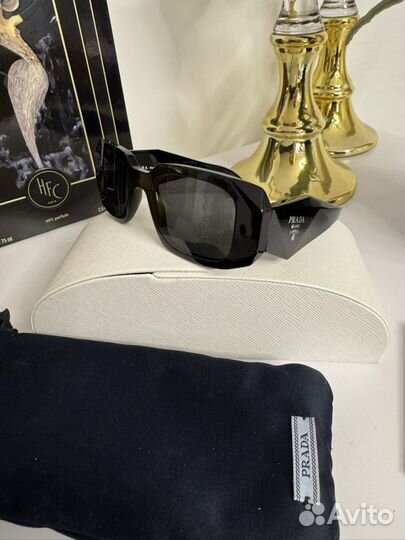 Солнцезащитные очки Prada оригинал