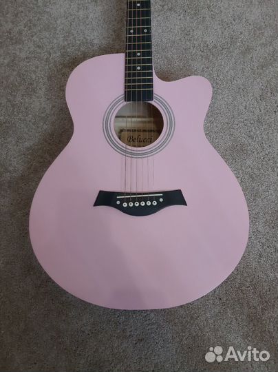 Гитара розовая