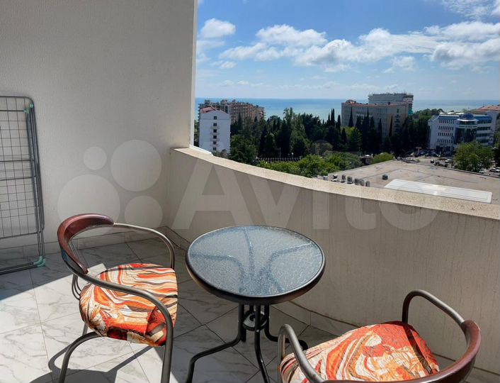 2-к. квартира, 55 м², 10/21 эт.