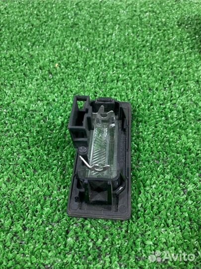 Фонарь подсветки номера задний Audi A5 8T cdnc