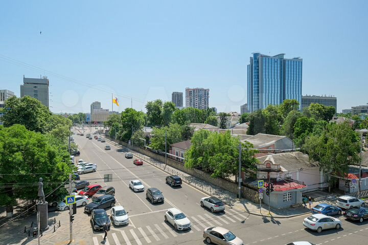 4-к. квартира, 150 м², 4/24 эт.