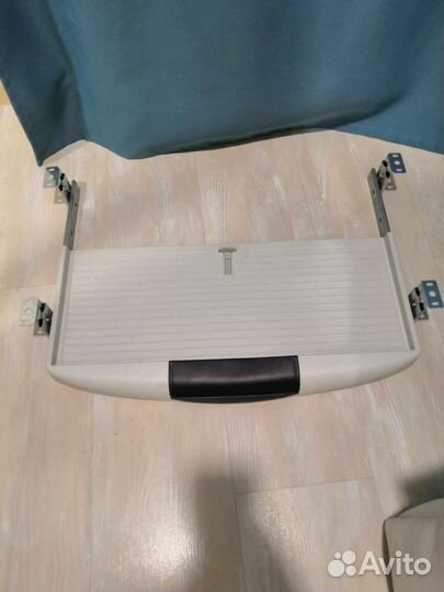 Полка для клавиатуры выкатная