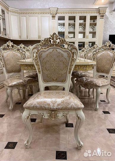 Комплект стол и стулья