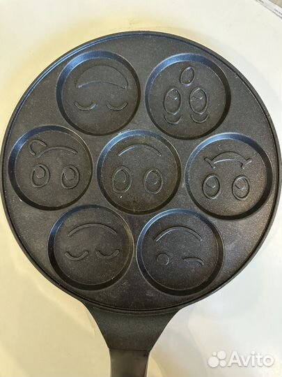 Сковорода для оладий со смайликами