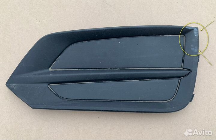 Заглушка, рамка птф правая Volvo XC60 2