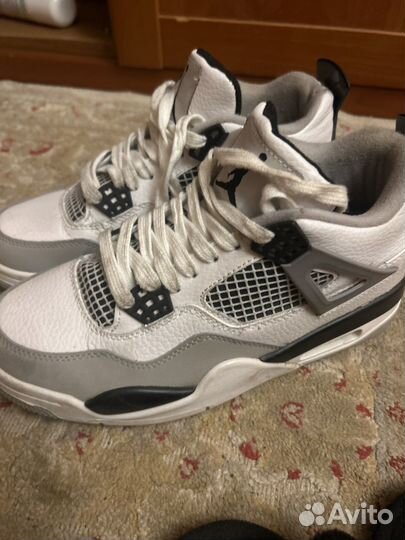 Кроссовки jordan 4