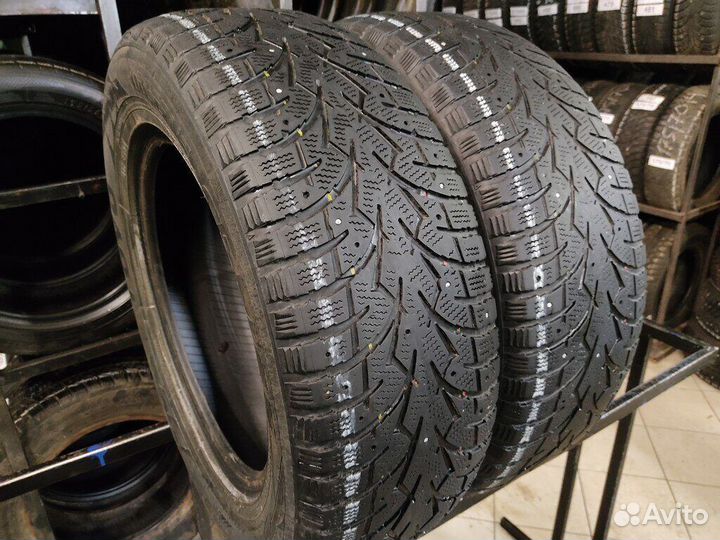 Toyo Observe G3-Ice 215/65 R16