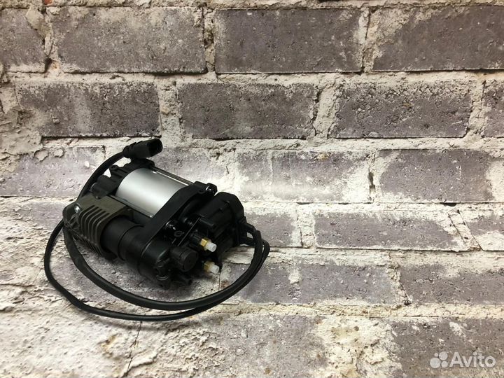 Пневмонасос новый porsche макан 95в с гарантией