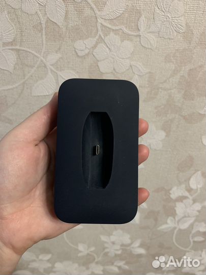 Зарядное устройство