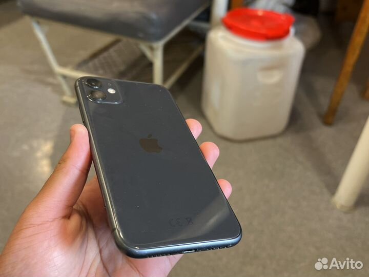 iPhone 11, 128 ГБ