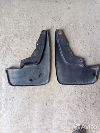 Рено Дастер брызговики