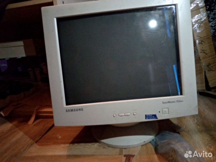 Монитор samsung SyncMaster 753DFX