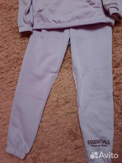 Спортивный костюм женский