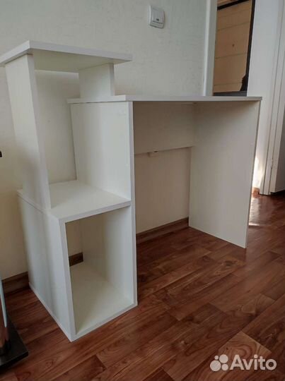 Стол компьютерный (новый)