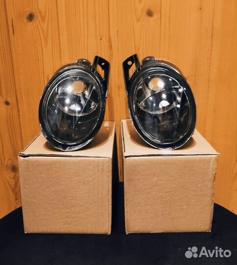 Противотуманная фара,туманка,птф VW Passat B6