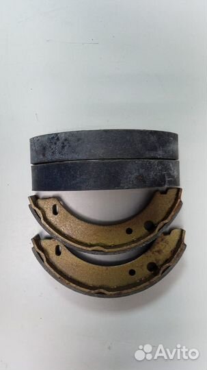 Колодки ручника volvo 740/940/960