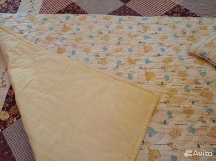 Комплект в детскую кроватку новый