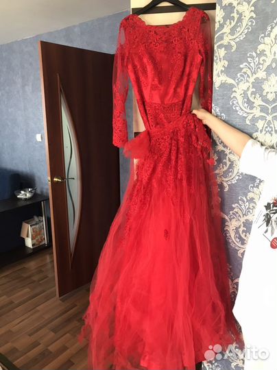 Платье праздничное женское 46 48