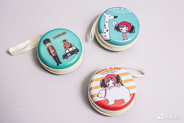 Футляры для наушников