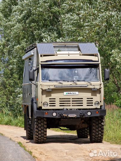 Прицеп-дача Нефаз Нефаз VIP, 2009