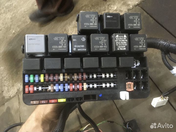 Проводка торпедо с монтажным блоком Лада Гранта