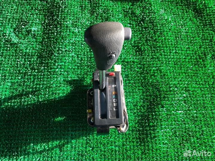 Селектор АКПП Toyota Hiace