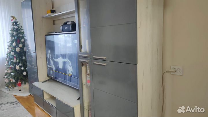 Мебель в гостиную бу