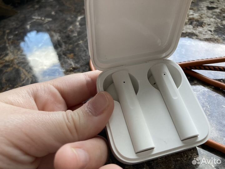 Беспроводные наушники