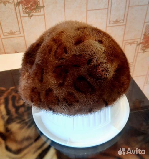 Кепка,берет из норки,каракуля