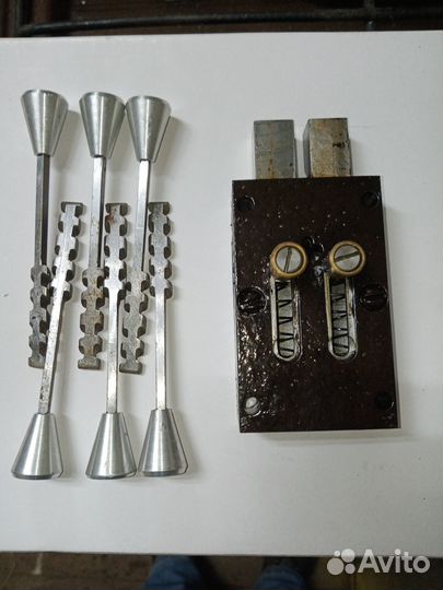 Замок реечный с 6 ключами