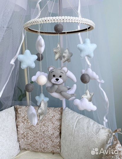 Мобиль на кроватку ручной работы