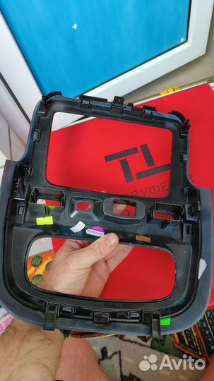 Рамка для магнитолы renault Дастер