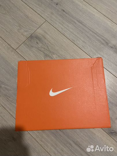 Футзалки nike tempo