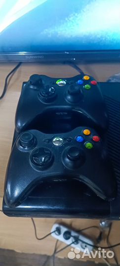 Xbox 360 E 500 Гб