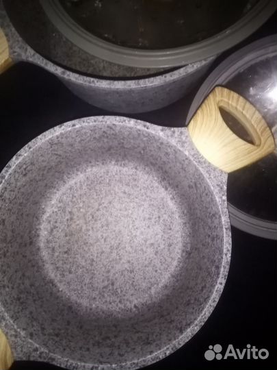 Набор кастрюль для индукционной плиты