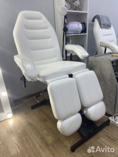 Кресло педикюрное