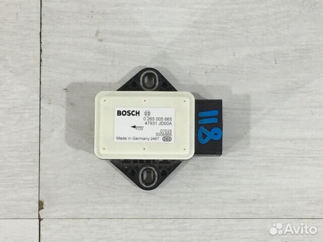 Датчик ускорения nissan qashqai J10 2.0 ат