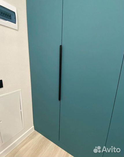 Шкаф в квартиру L 021