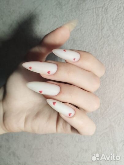 Профессиональный маникюр / педикюр
