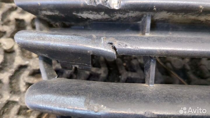 Решетка радиатора Volkswagen Polo, 1998