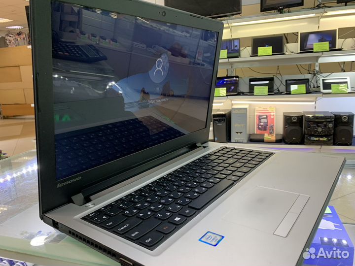 Ноутбук Lenovo IdeaPad 300-15ISR Core i3/ 6 Гб